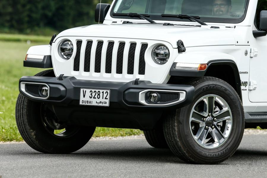  Jeep Wrangler Sahara (JL) 2018 года  (UAE) (фото 11 из 11)